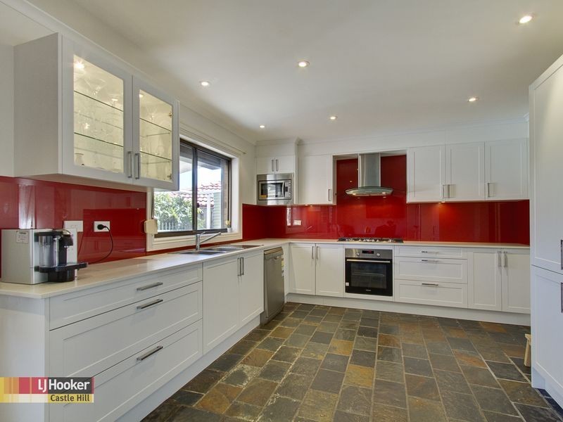 25 Battlement Crescent, Castle Hill NSW 2154