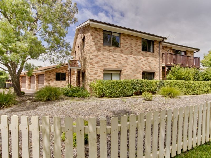 25 Battlement Crescent, Castle Hill NSW 2154