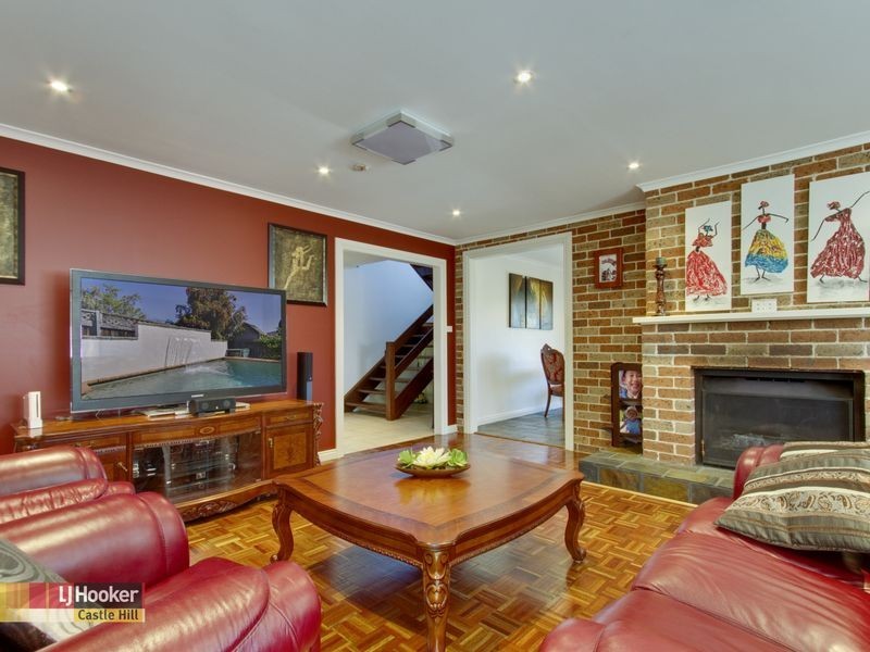 25 Battlement Crescent, Castle Hill NSW 2154