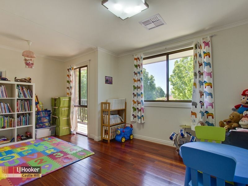 25 Battlement Crescent, Castle Hill NSW 2154