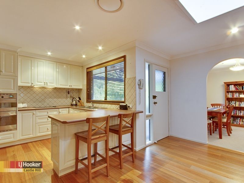 28 Ashford Ave, Castle Hill NSW 2154