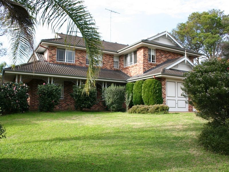 27 Woodgrove Avenue, Cherrybrook NSW 2126