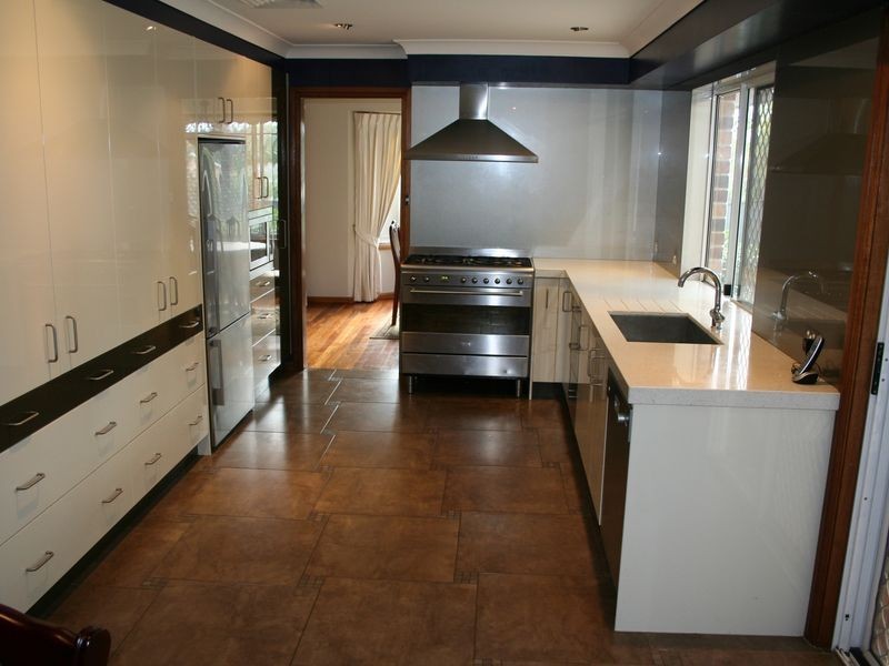 27 Woodgrove Avenue, Cherrybrook NSW 2126