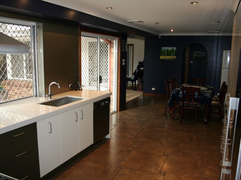 27 Woodgrove Avenue, Cherrybrook NSW 2126