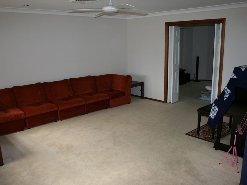 27 Woodgrove Avenue, Cherrybrook NSW 2126