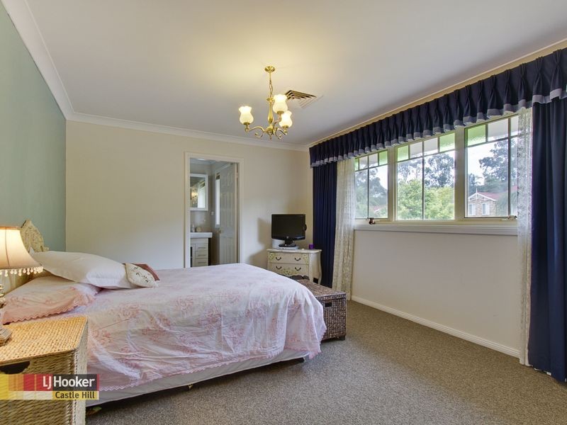 24A Kingussie Ave, Castle Hill NSW 2154