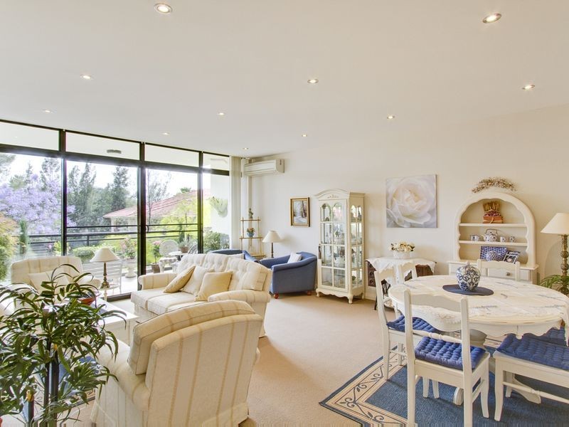 8/2-4 Purser Avenue, Castle Hill NSW 2154