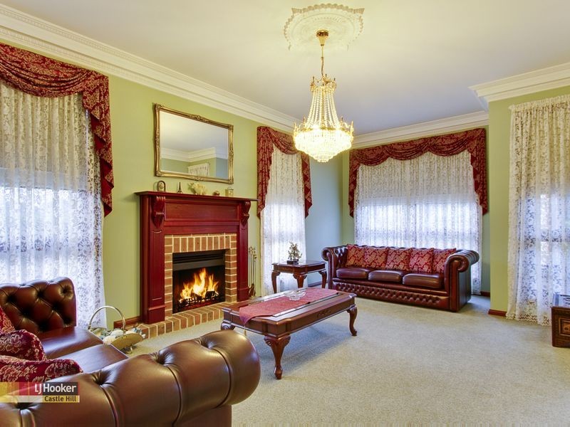 5 Luss Court, Glenhaven NSW 2156