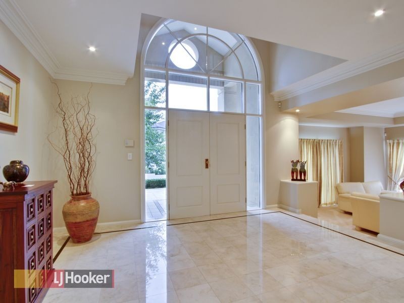 4 Benbullen Way, Castle Hill NSW 2154