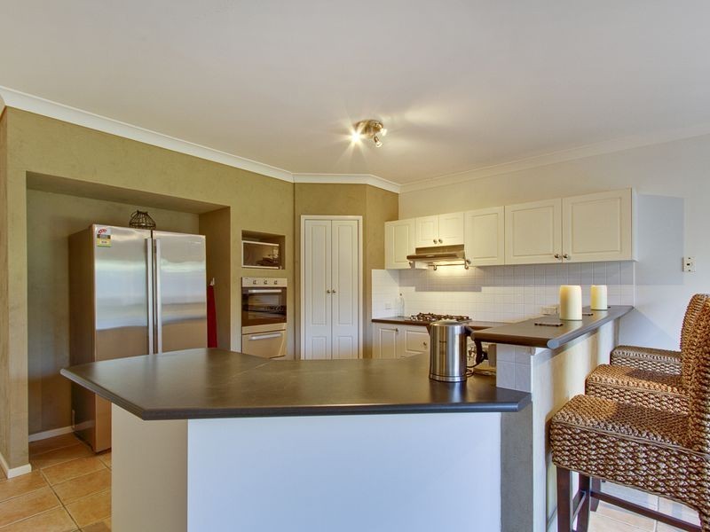 6 Lightwood Way, Beaumont Hills NSW 2155