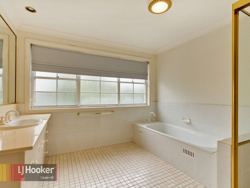 10 Gaiwood Place, Castle Hill NSW 2154