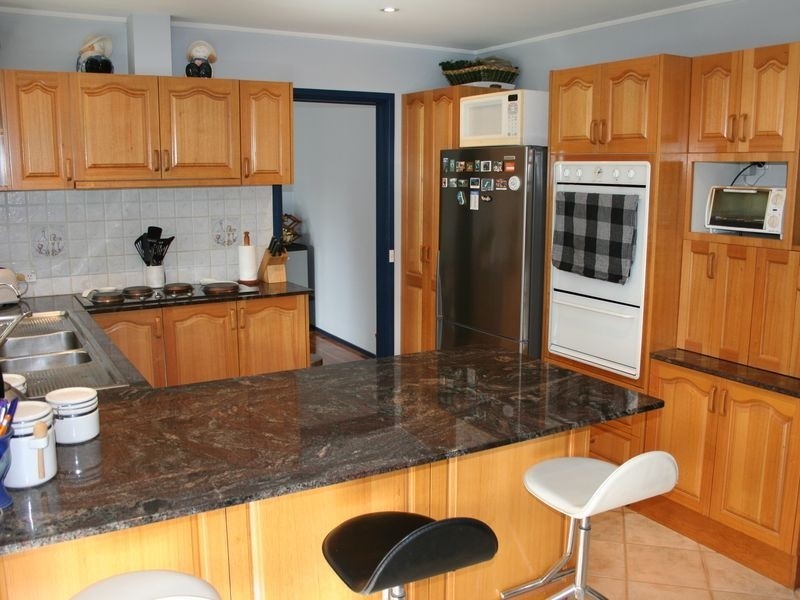 7 Ferguson Ave, Castle Hill NSW 2154