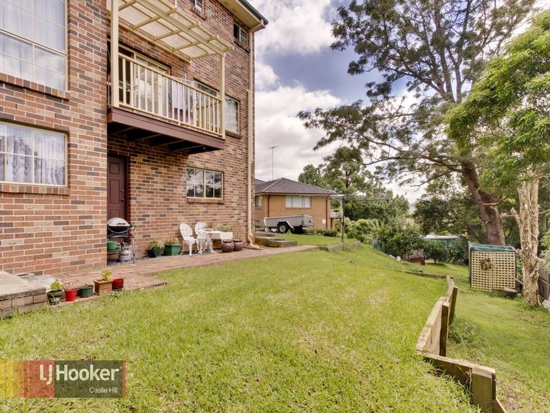 17 Garthowen Crescent, Castle Hill NSW 2154