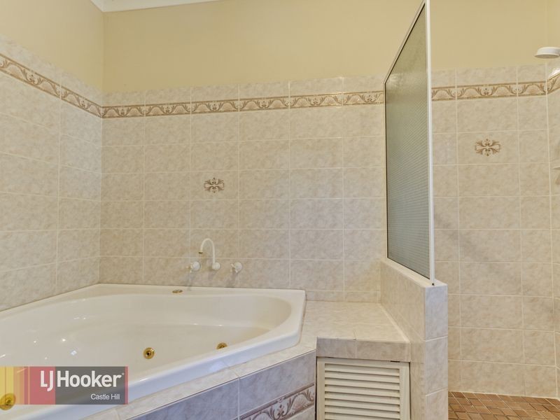 17 Garthowen Crescent, Castle Hill NSW 2154