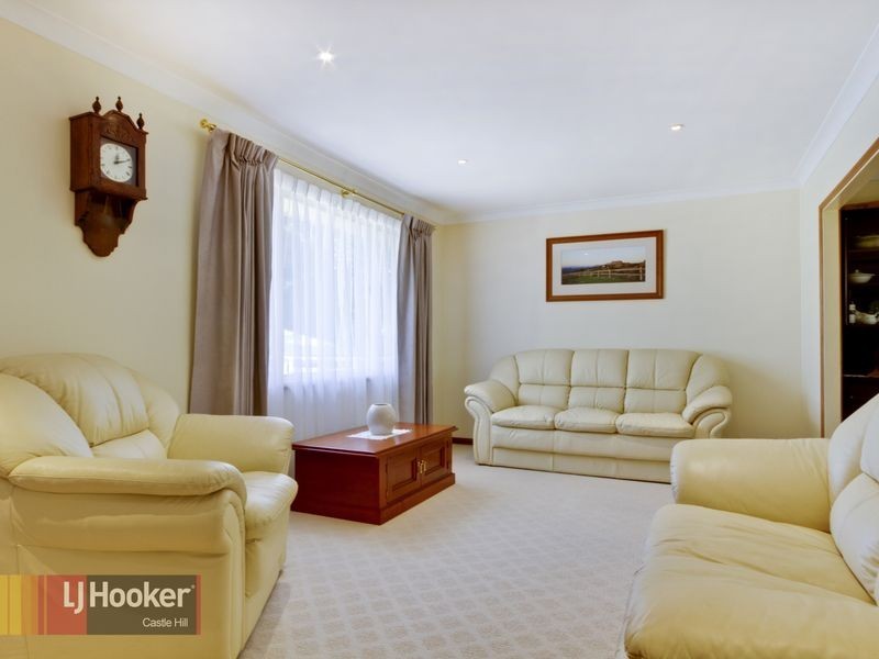 2 Stirling Avenue, North Rocks NSW 2151