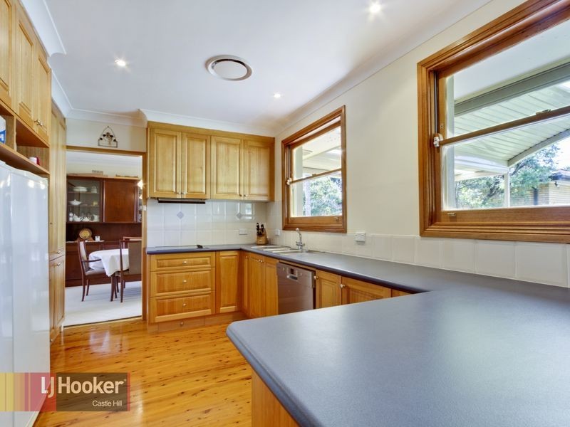 2 Stirling Avenue, North Rocks NSW 2151