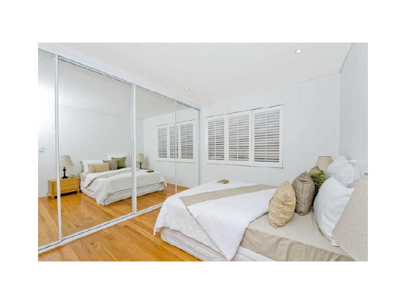 2/18 Brook Street, Coogee NSW 2034