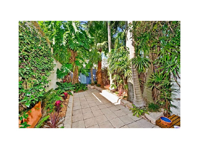 96 Mill Hill Road, Bondi Junction NSW 2022