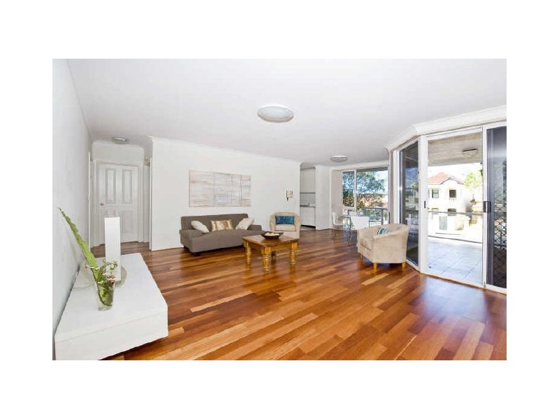 2/23-25 Penkivil Street, Bondi NSW 2026