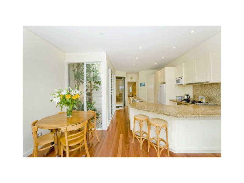 54 Ruthven Street, Bondi Junction NSW 2022