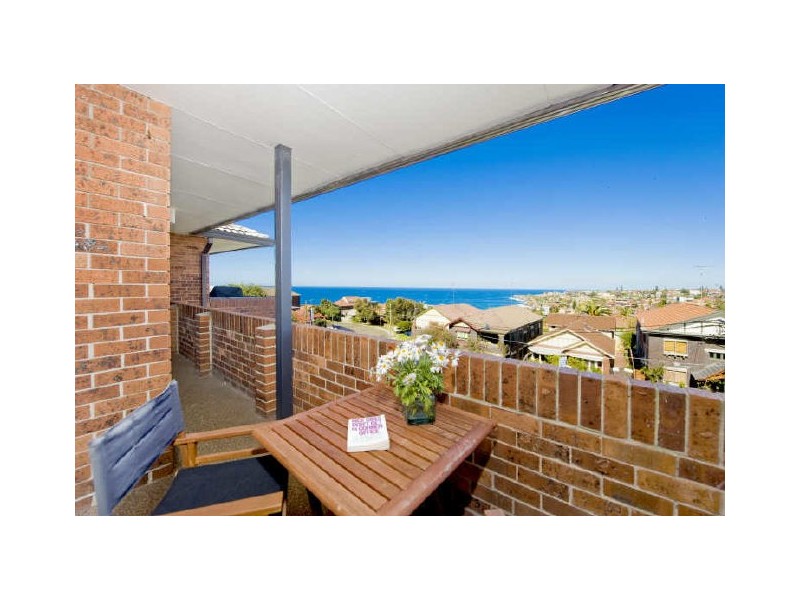 14/10-12 Fletcher Street, Tamarama NSW 2026