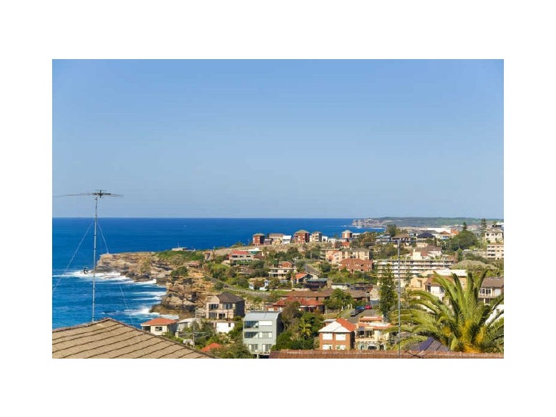 14/10-12 Fletcher Street, Tamarama NSW 2026