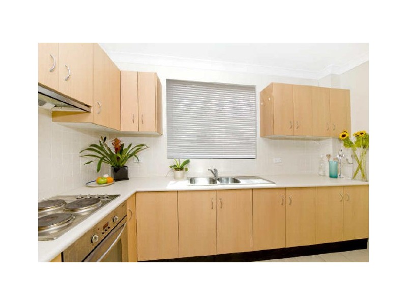 14/10-12 Fletcher Street, Tamarama NSW 2026