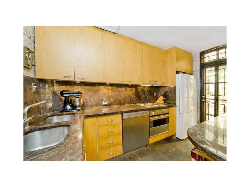 11 Blenheim Street, Queens Park NSW 2022