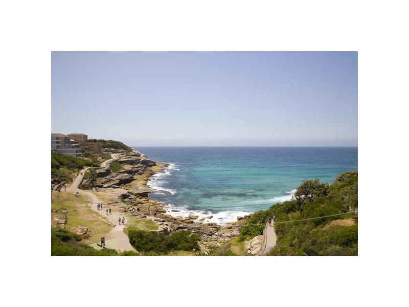 2/22 Gaerloch Avenue, Tamarama NSW 2026