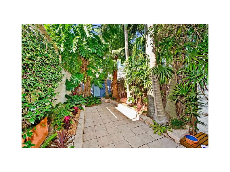 96 Mill Hill Road, Bondi Junction NSW 2022