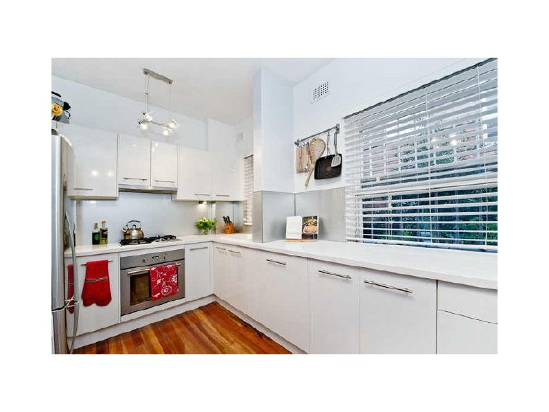 2/11 Botany Street, Bondi Junction NSW 2022