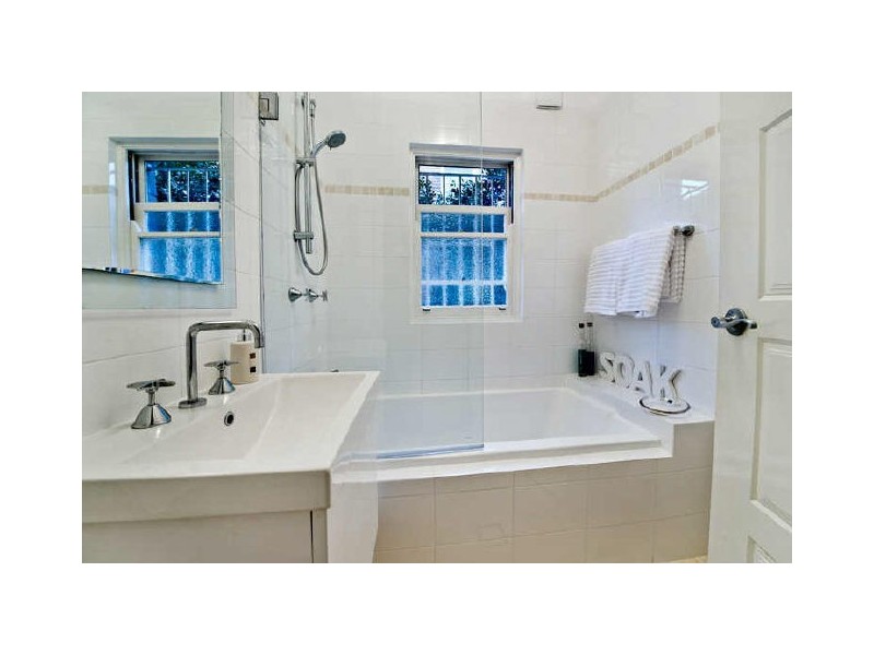 2/11 Botany Street, Bondi Junction NSW 2022