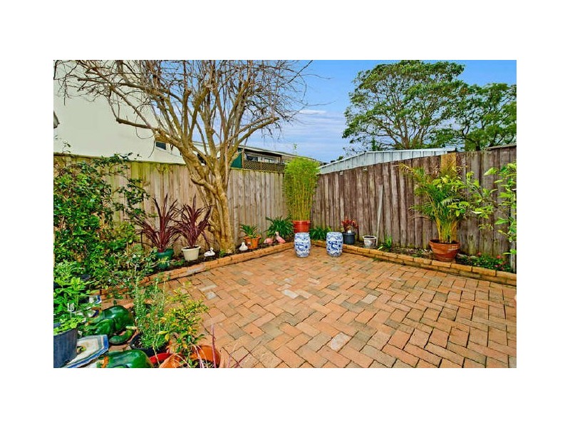 16A Cuthbert Street, Queens Park NSW 2022