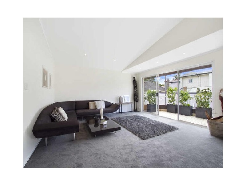 44A Queens Park Road, Queens Park WA 6107