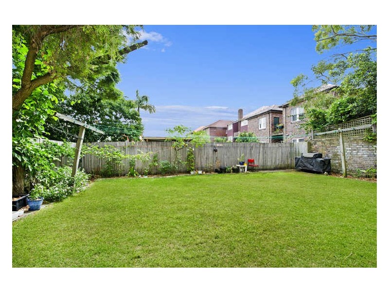 2/17 Botany Street, Bondi Junction NSW 2022