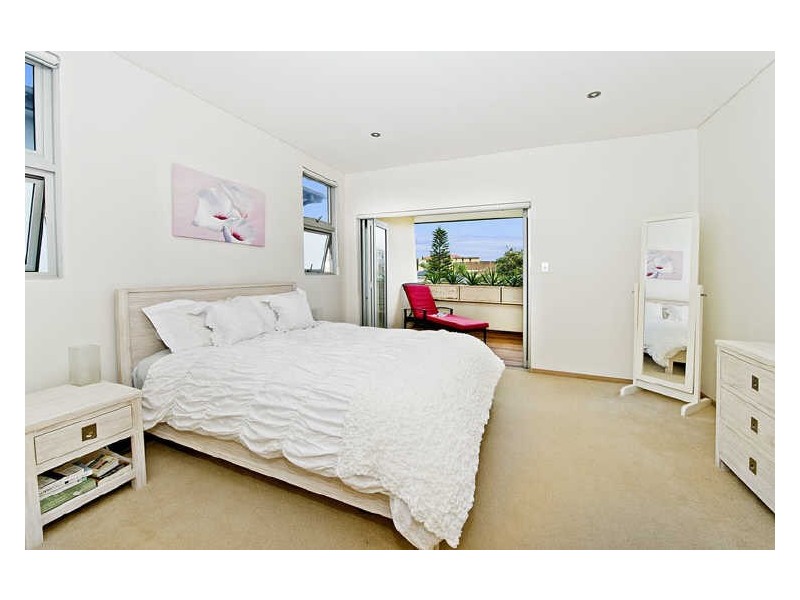 60 Brighton Boulevard, Bondi NSW 2026