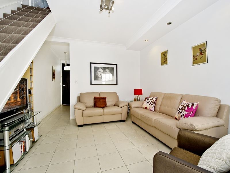 23 Mackenzie Street, Bondi Junction NSW 2022