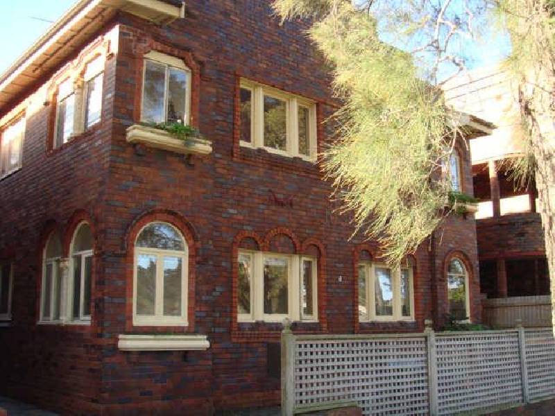 8 Warners Avenue, Bondi NSW 2026