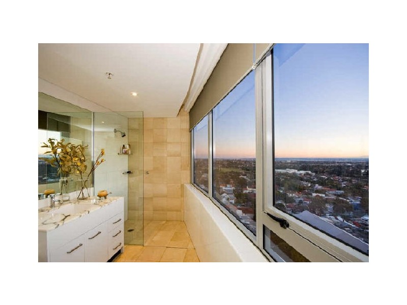 80 Ebley Street, Bondi Junction NSW 2022