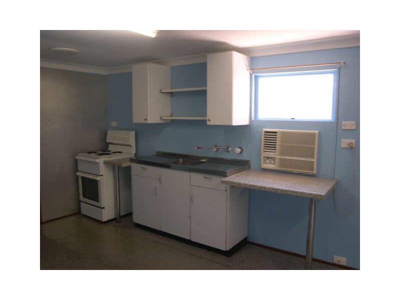 Cabin 11 Murray Street, Booker Bay NSW 2257