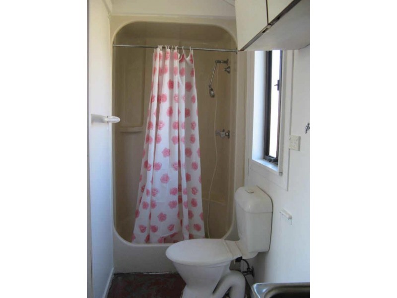 Cabin 82 Beach Street, Ettalong Beach NSW 2257