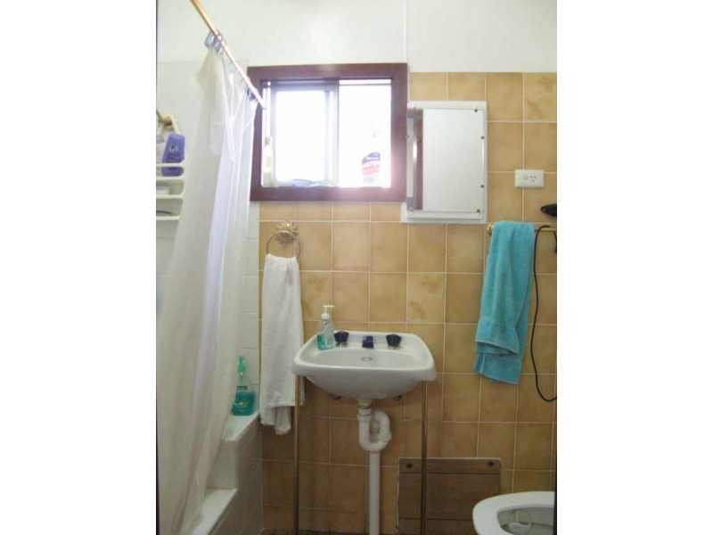 26A Oxford St, Umina Beach NSW 2257