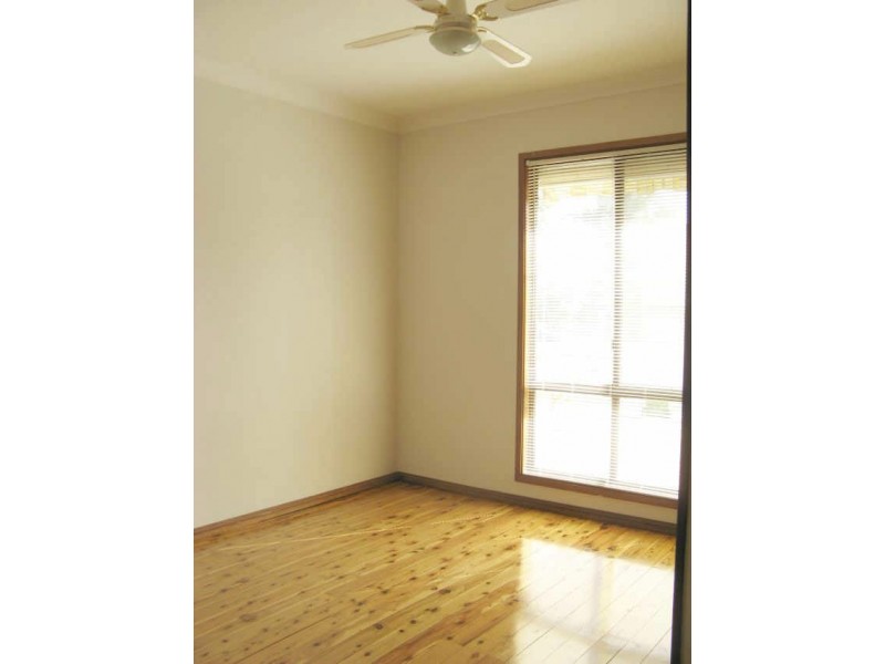 58 Barrenjoey Rd, Ettalong Beach NSW 2257