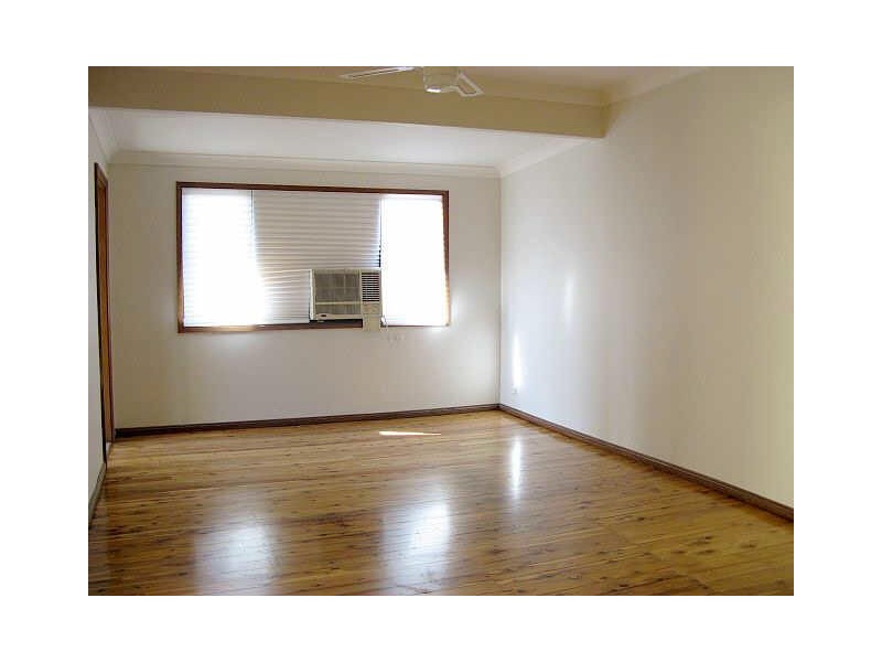 58 Barrenjoey Rd, Ettalong Beach NSW 2257