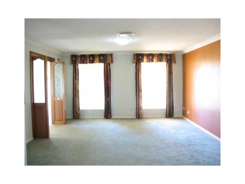 16 Burdett Pl, Umina Beach NSW 2257