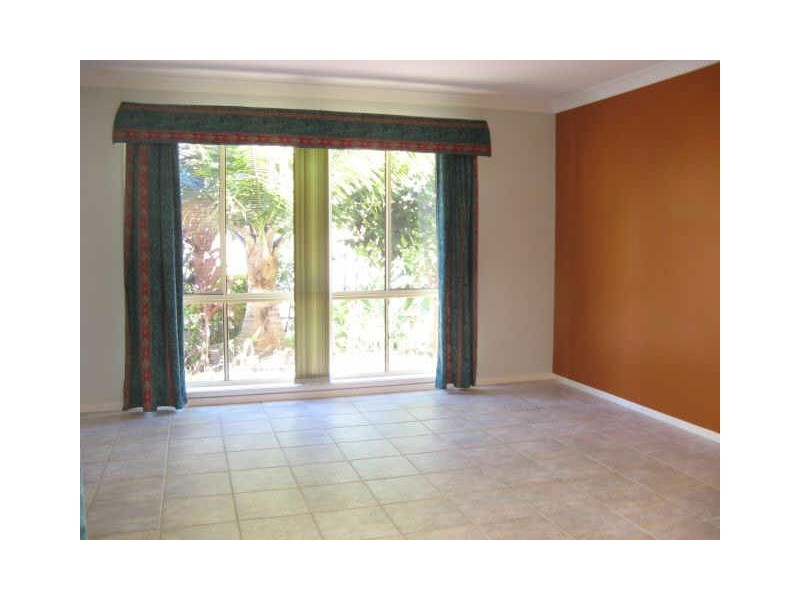 16 Burdett Pl, Umina Beach NSW 2257