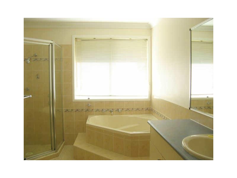 16 Burdett Pl, Umina Beach NSW 2257