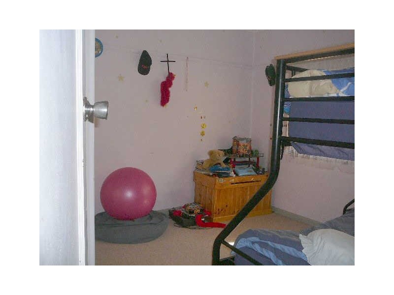 8 Brittania Street, Umina Beach NSW 2257