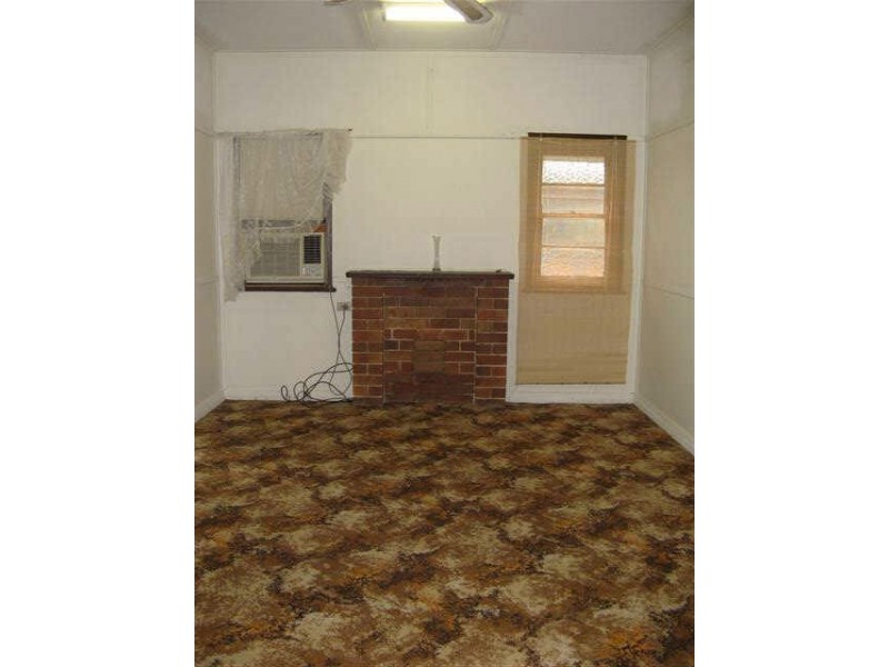 14 Bowden Road, Woy Woy NSW 2256