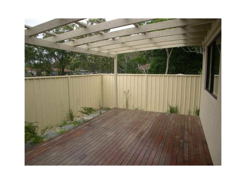 2/11 Dwyer Ave, Woy Woy NSW 2256